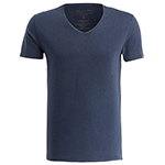blaues T-Shirt