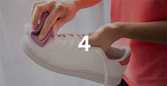 Sneaker reinigen Anleitung Schritt 4